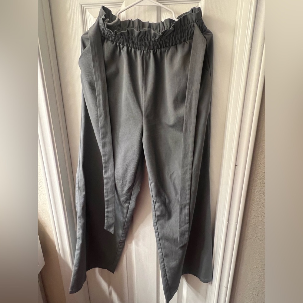 GUC- Large SHEIN pants